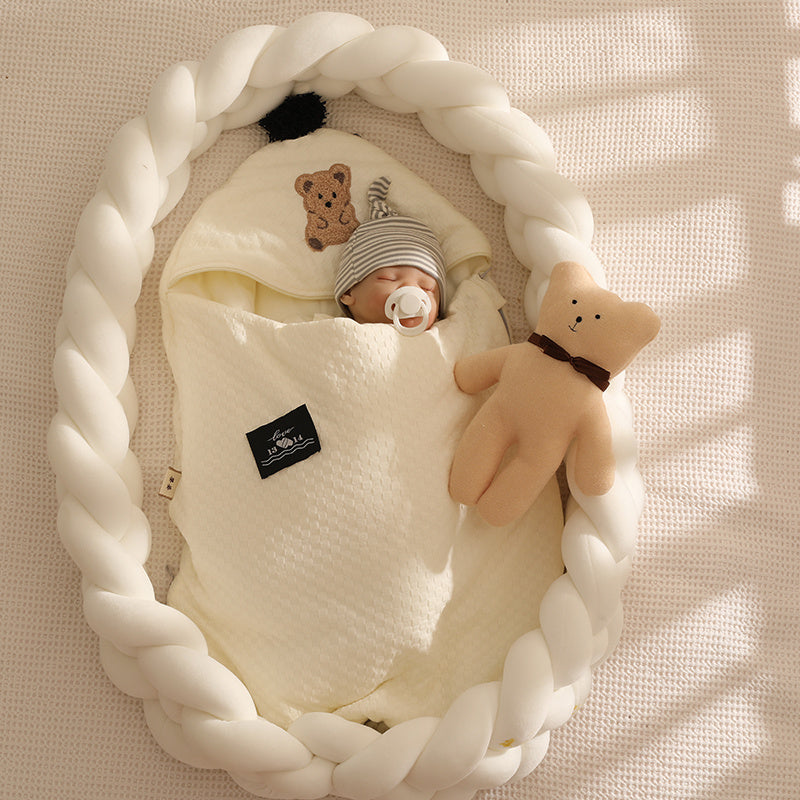 Hibernug Hooded Winter Nest